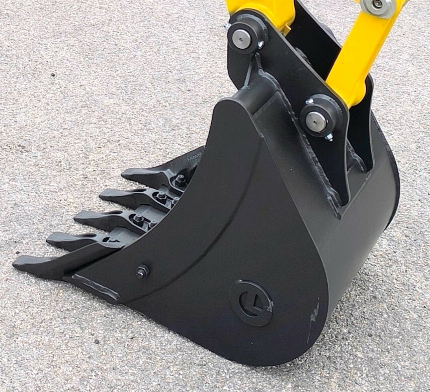 BRZE SPOJKE ZA MINI BAGERE